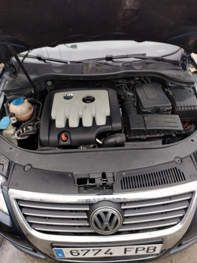 Se vinde  VW  Passat