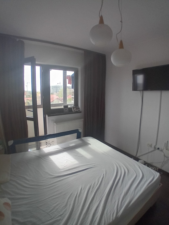 Vand apartament cu 2 camere decomandat gata de mutat, sector 4
